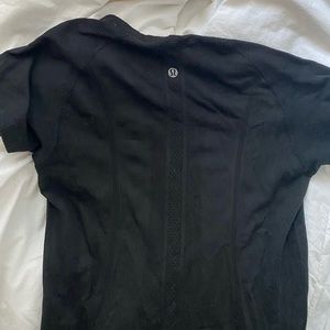 Lululemon swiftly tech